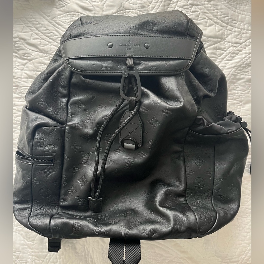 AUTHENTIC Louis Vuitton "Shadow Discovery" Trekking Backpack